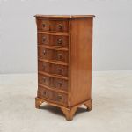 1737 7310 CHEST OF DRAWERS